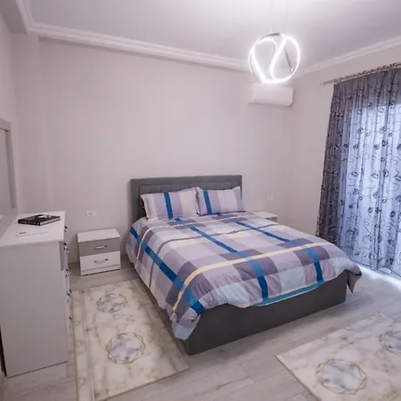 Family And Friends Apartment